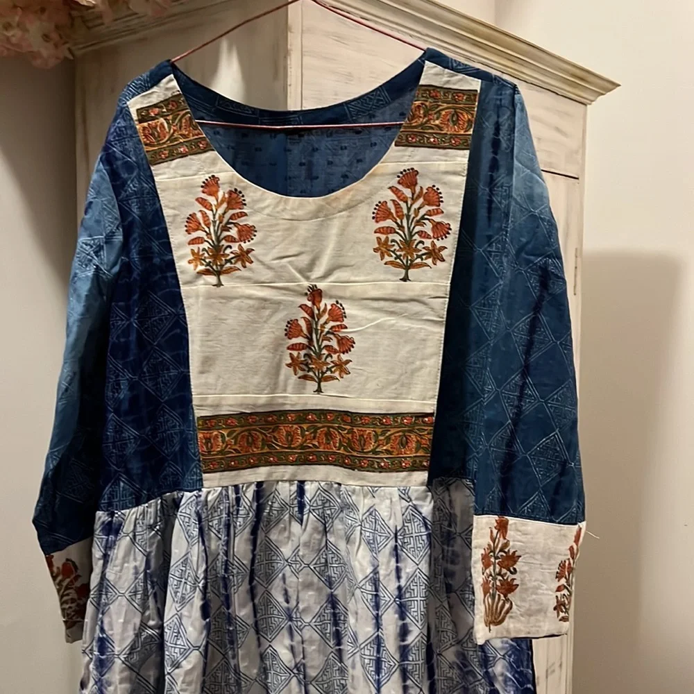 Jaipur long dress. Size large. Worn just once. Can’t negotiate price. - Picture 5 of 5